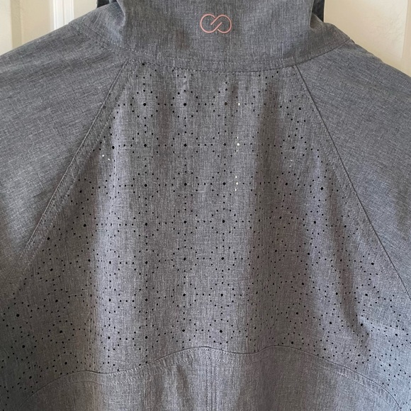 Calia by Carrie Underwood Woven Full Zip Jacket Caviar Heather Size Medium - Picture 11 of 14